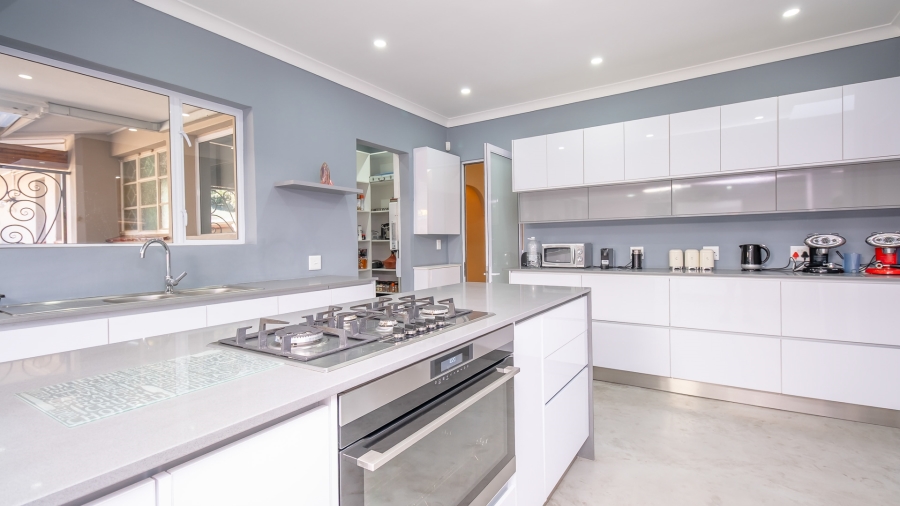 4 Bedroom Property for Sale in Florida Park Gauteng