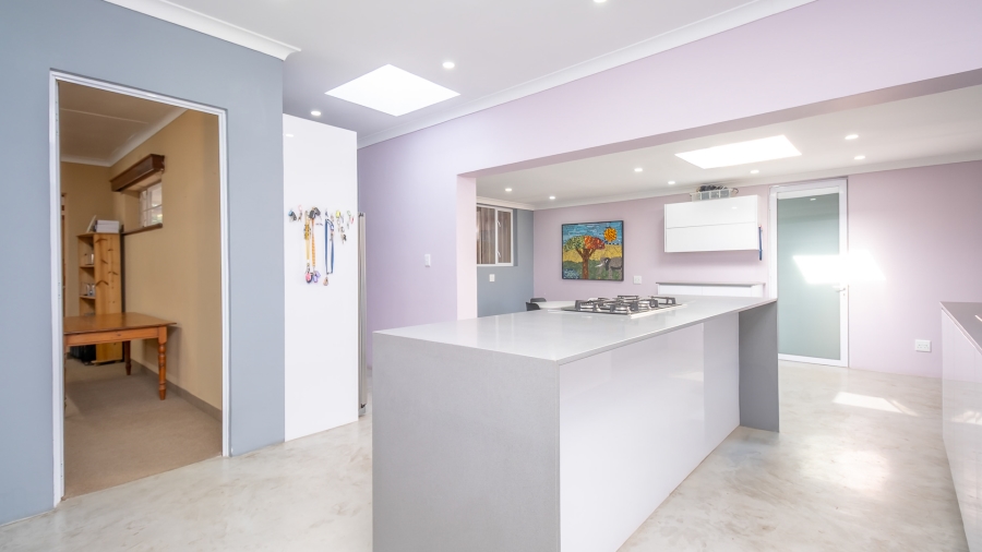 4 Bedroom Property for Sale in Florida Park Gauteng