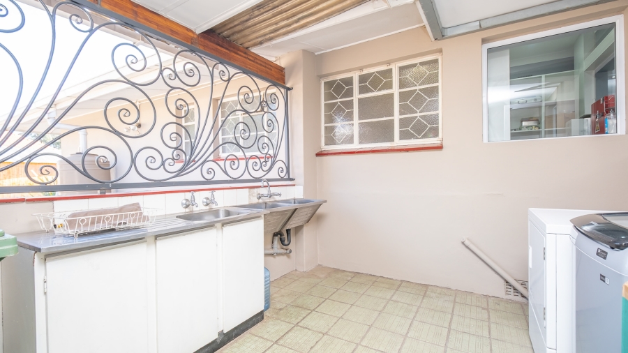 4 Bedroom Property for Sale in Florida Park Gauteng