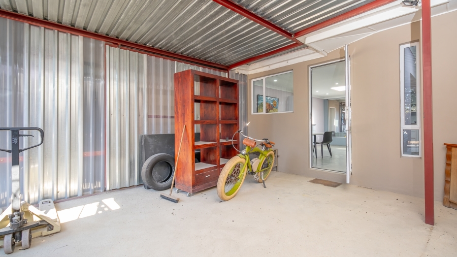 4 Bedroom Property for Sale in Florida Park Gauteng