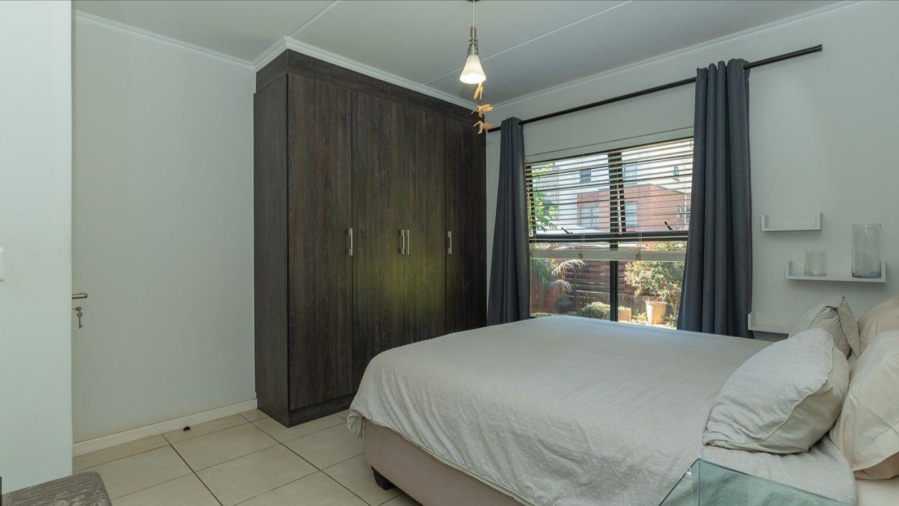 3 Bedroom Property for Sale in Greenstone Crest Gauteng
