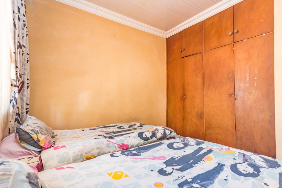 6 Bedroom Property for Sale in Meyerspark Gauteng