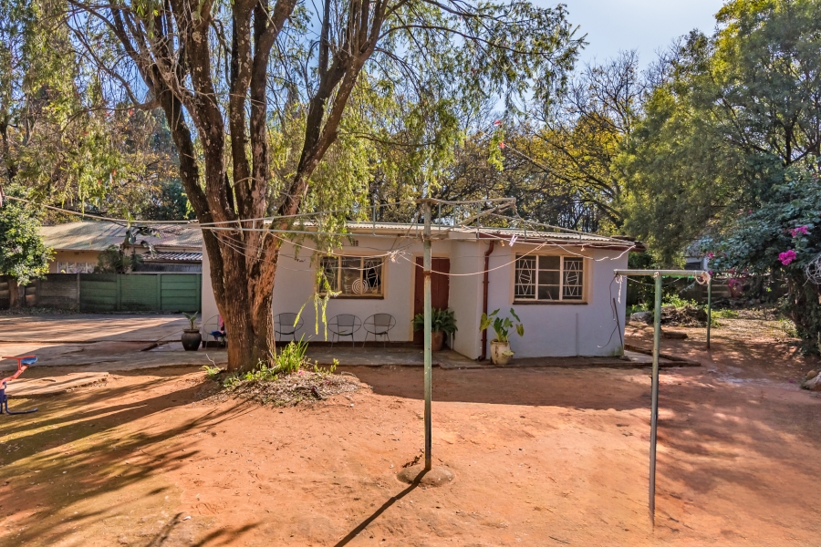 6 Bedroom Property for Sale in Meyerspark Gauteng