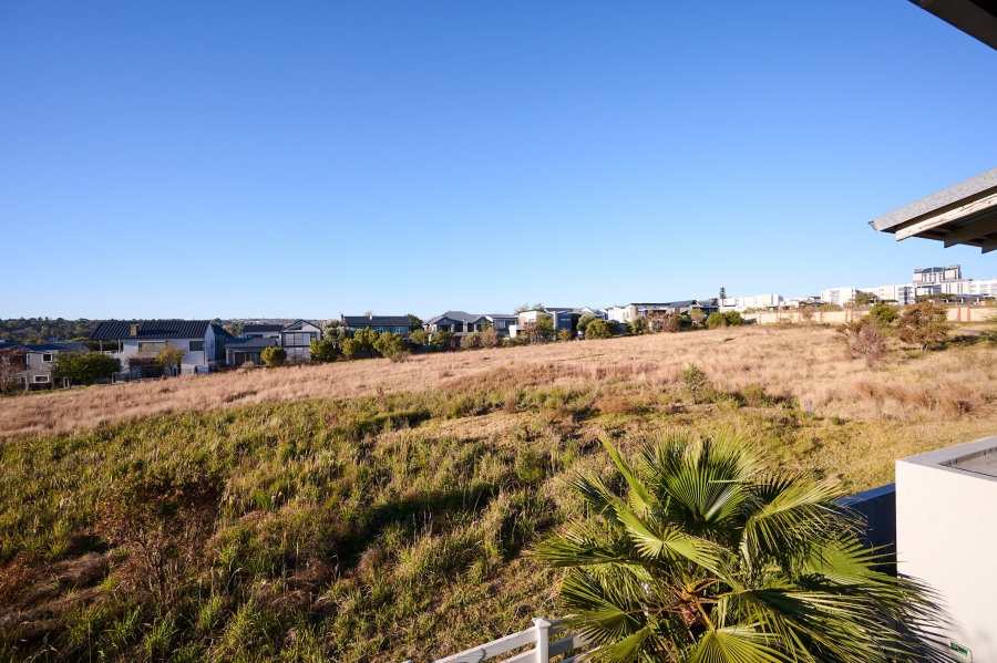 3 Bedroom Property for Sale in Waterfall Country Village Gauteng