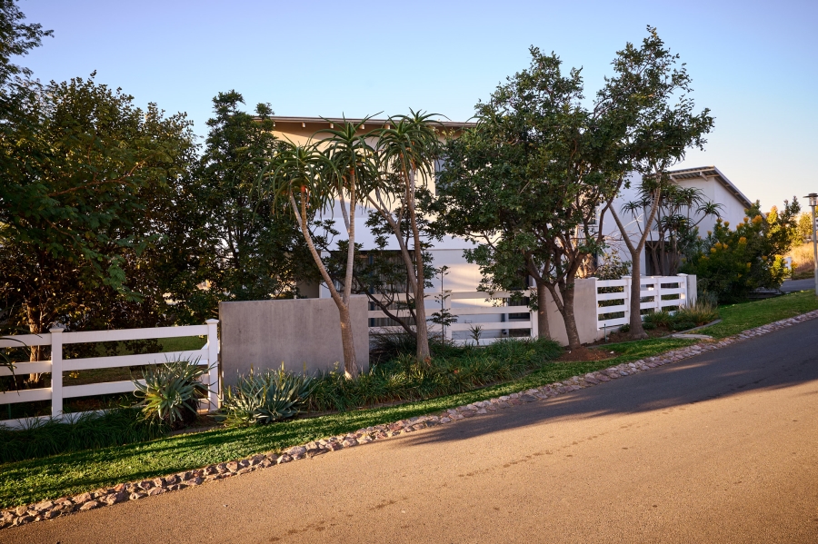 3 Bedroom Property for Sale in Waterfall Country Village Gauteng