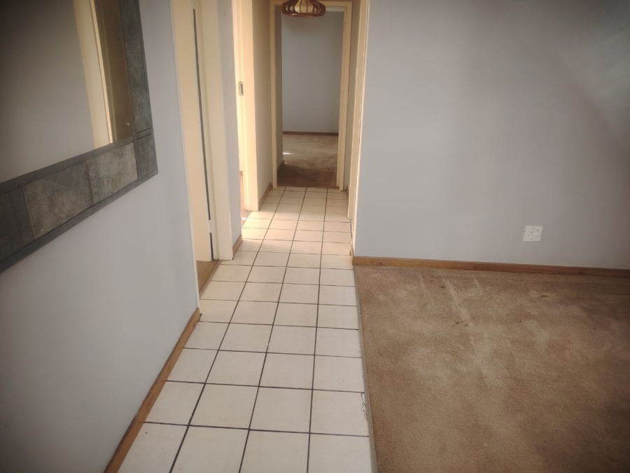 3 Bedroom Property for Sale in Hectorton Gauteng