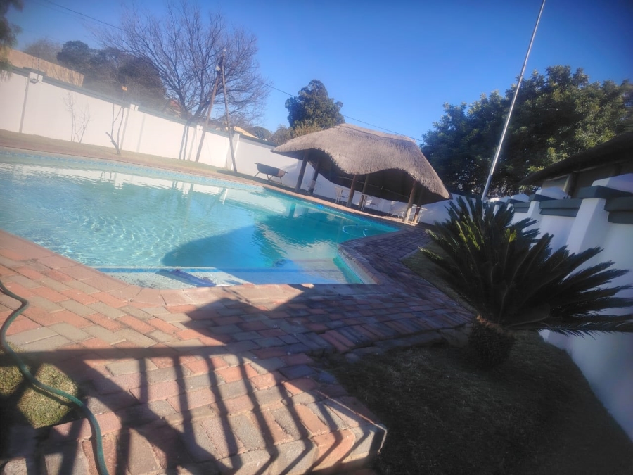 3 Bedroom Property for Sale in Hectorton Gauteng