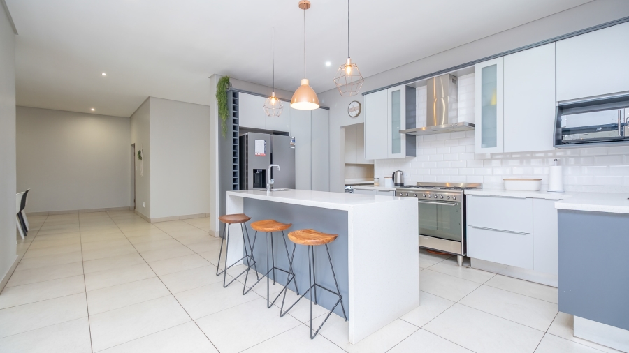 4 Bedroom Property for Sale in Midstream Ridge Gauteng