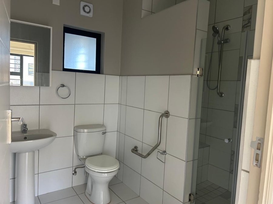 1 Bedroom Property for Sale in Montana Gauteng