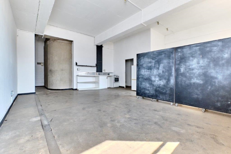 1 Bedroom Property for Sale in Maboneng Gauteng