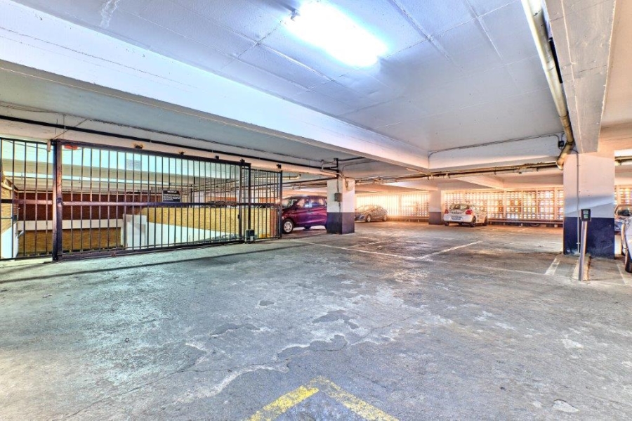 1 Bedroom Property for Sale in Maboneng Gauteng