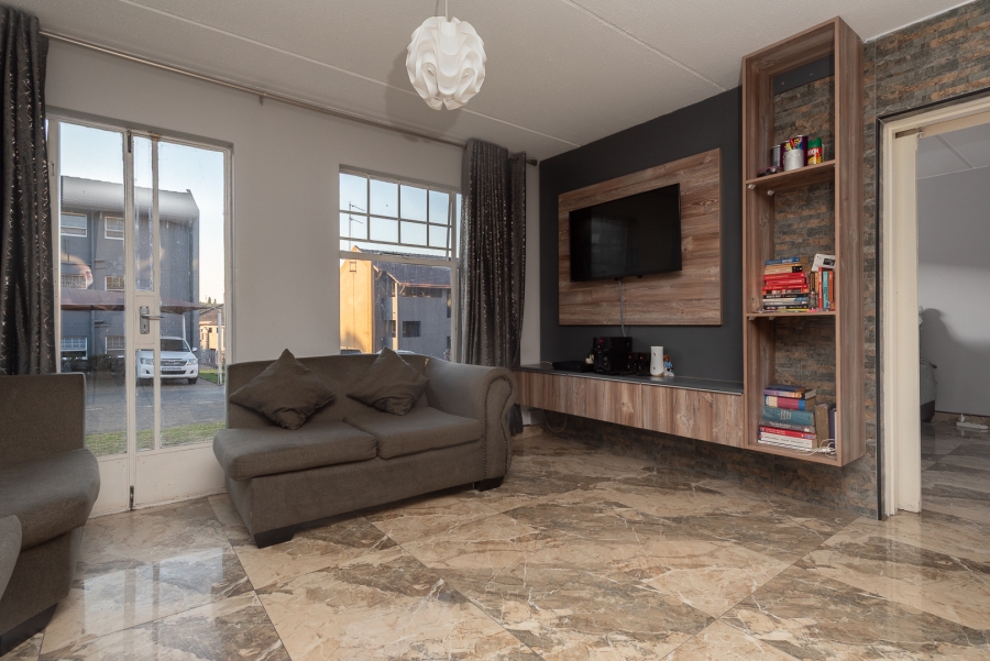 1 Bedroom Property for Sale in Alan Manor Gauteng