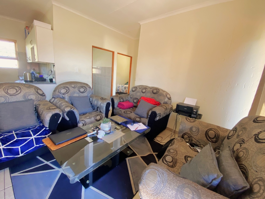 2 Bedroom Property for Sale in Amorosa Gauteng