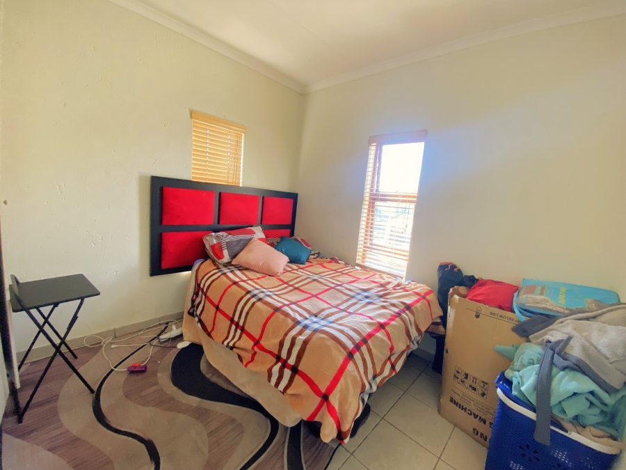 2 Bedroom Property for Sale in Amorosa Gauteng