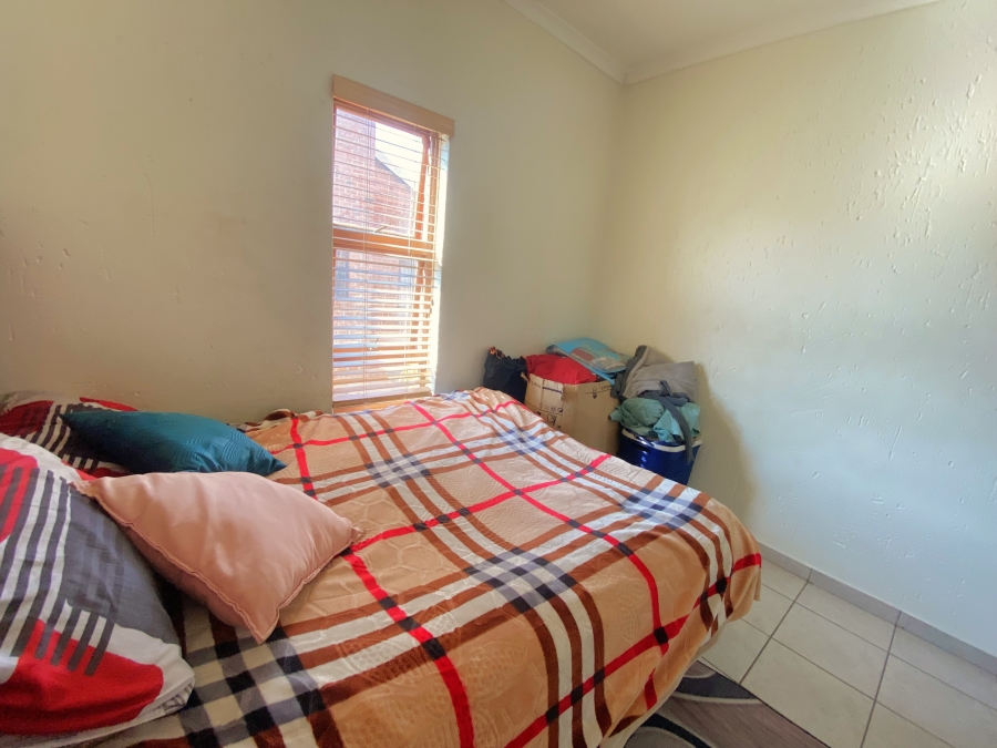 2 Bedroom Property for Sale in Amorosa Gauteng