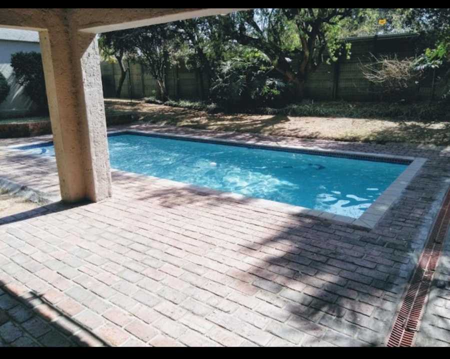 To Let 1 Bedroom Property for Rent in Bedfordview Gauteng