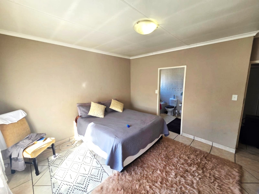 To Let 3 Bedroom Property for Rent in Montana Gauteng
