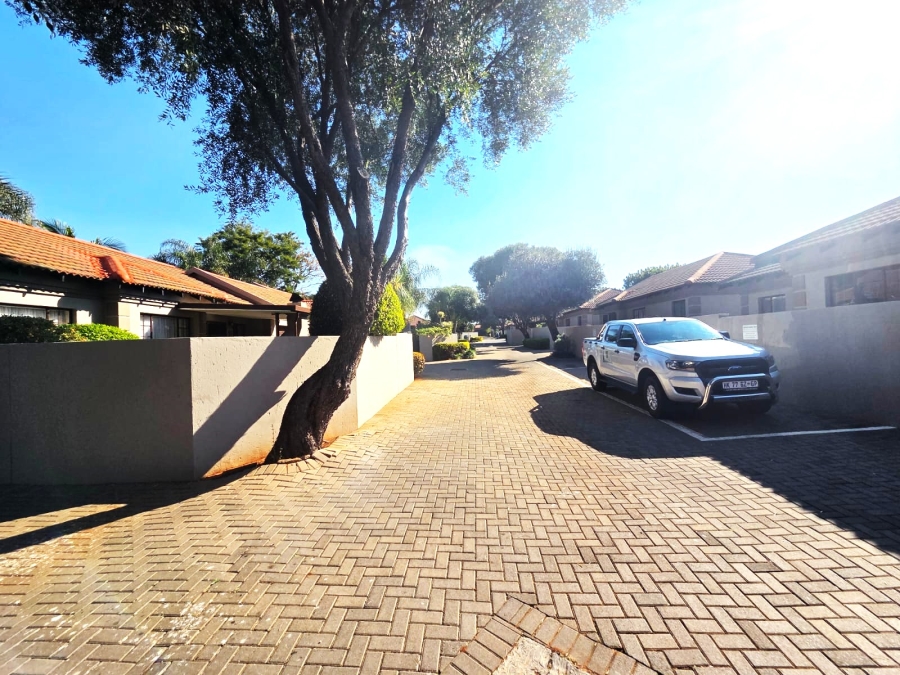 To Let 3 Bedroom Property for Rent in Montana Gauteng
