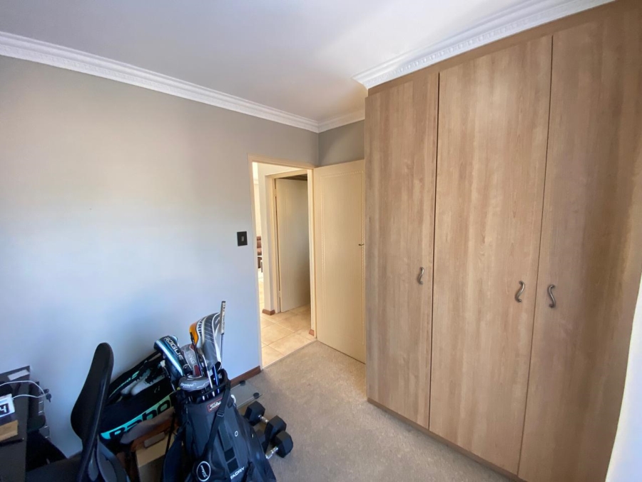 To Let 2 Bedroom Property for Rent in Olympus AH Gauteng