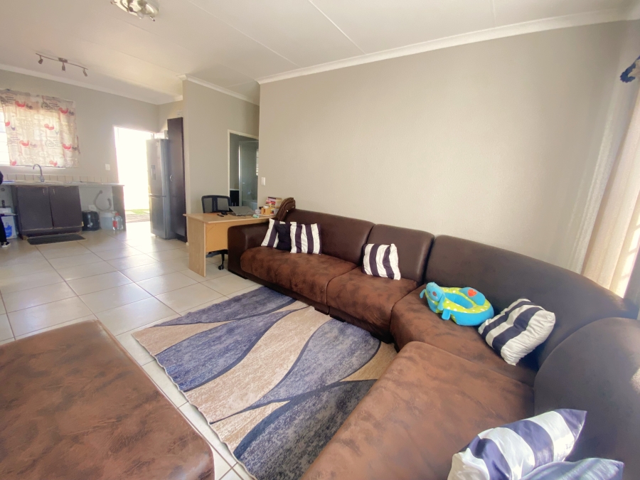 2 Bedroom Property for Sale in Amorosa Gauteng