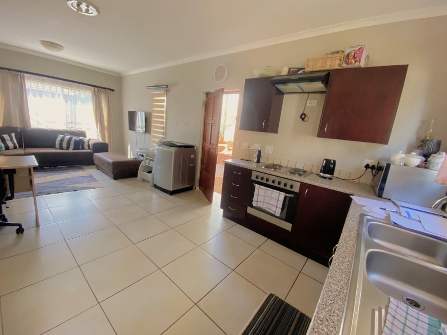 2 Bedroom Property for Sale in Amorosa Gauteng
