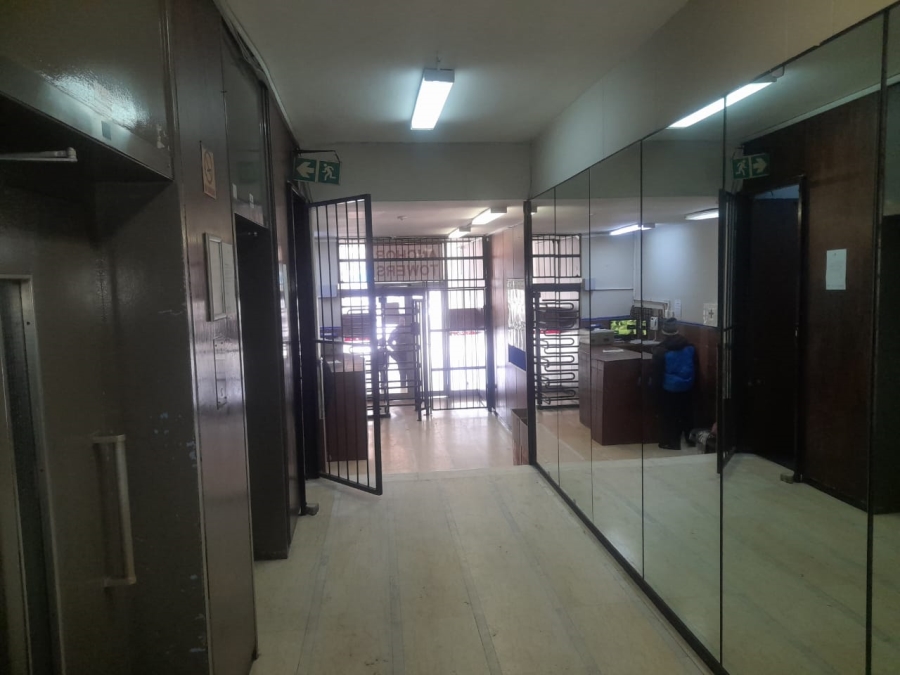 1 Bedroom Property for Sale in Newtown Gauteng