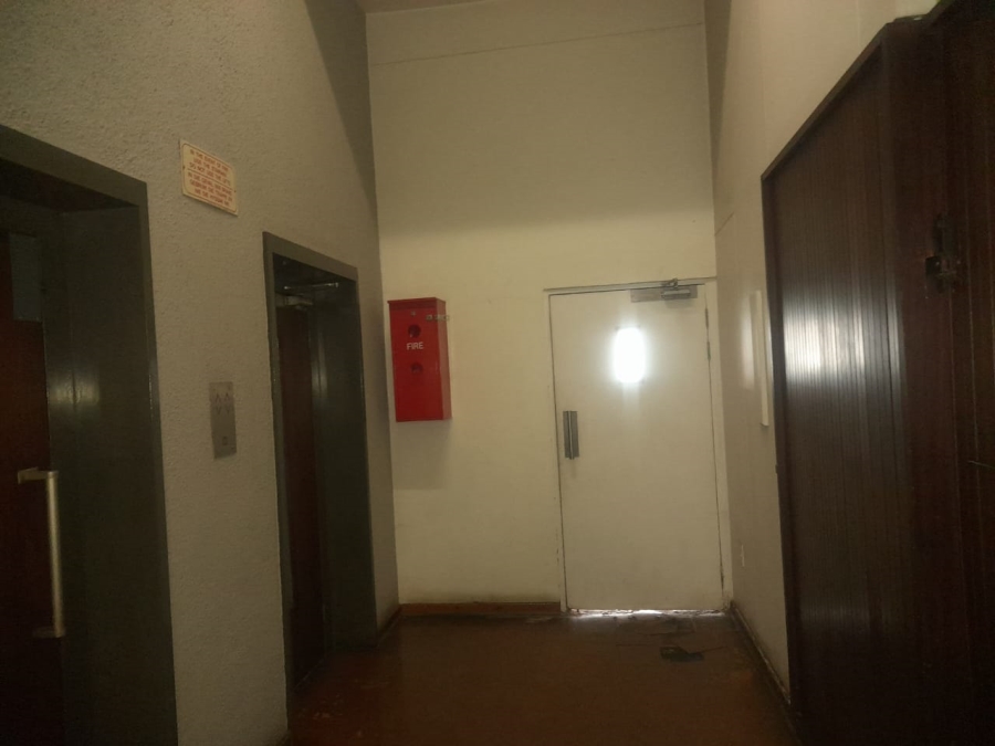 1 Bedroom Property for Sale in Newtown Gauteng