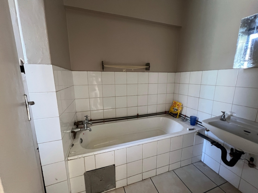 1 Bedroom Property for Sale in Newtown Gauteng