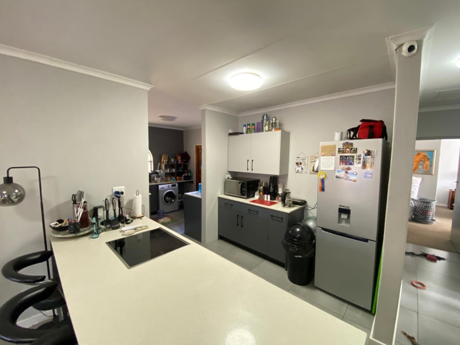 To Let 3 Bedroom Property for Rent in Faerie Glen Gauteng