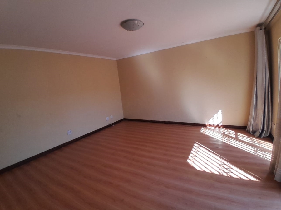 3 Bedroom Property for Sale in Edenvale Central Gauteng
