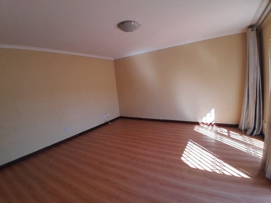3 Bedroom Property for Sale in Edenvale Central Gauteng