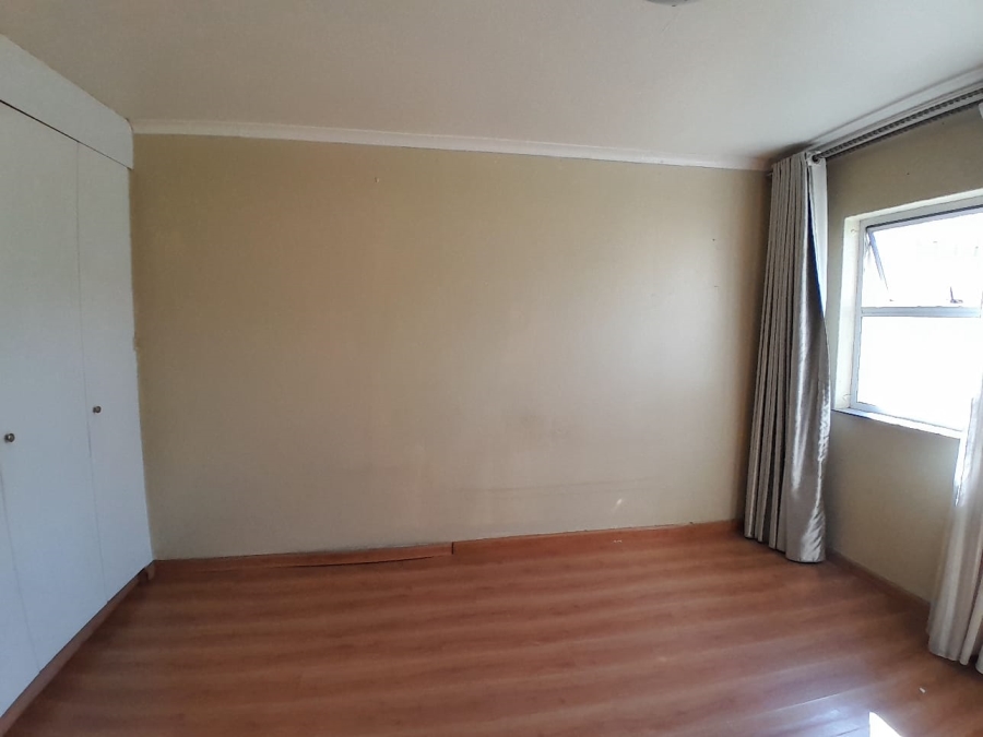 3 Bedroom Property for Sale in Edenvale Central Gauteng