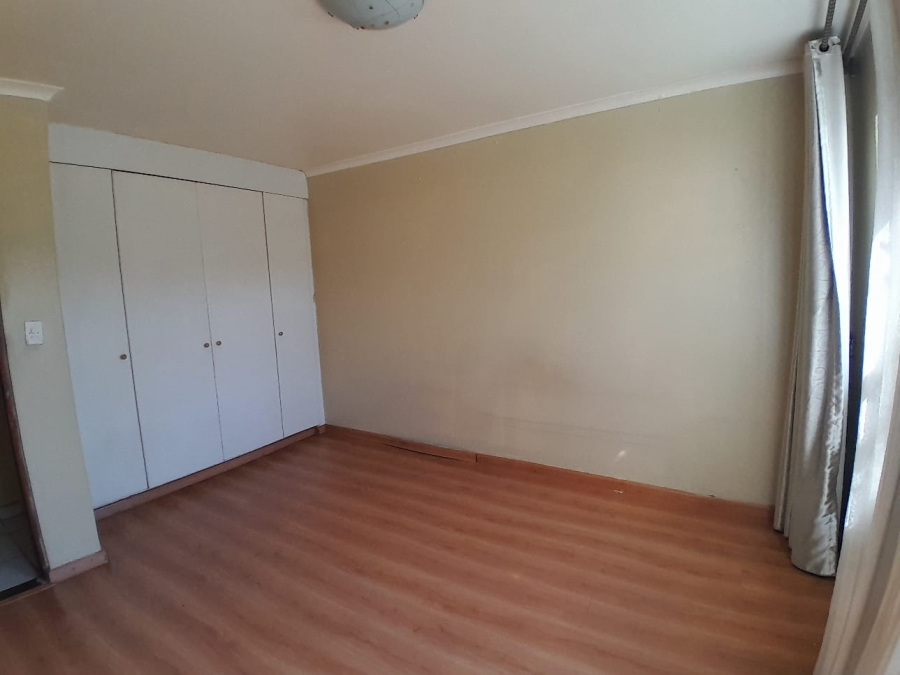 3 Bedroom Property for Sale in Edenvale Central Gauteng