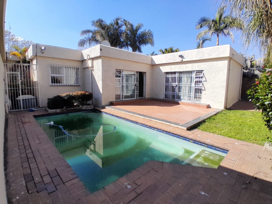 3 Bedroom Property for Sale in Edenvale Central Gauteng