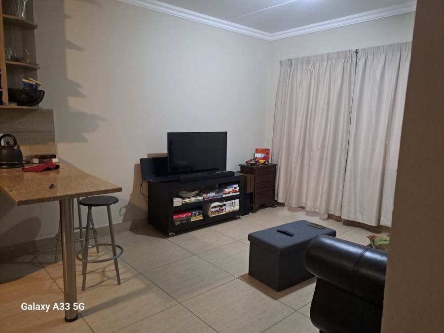 2 Bedroom Property for Sale in Moregloed Gauteng