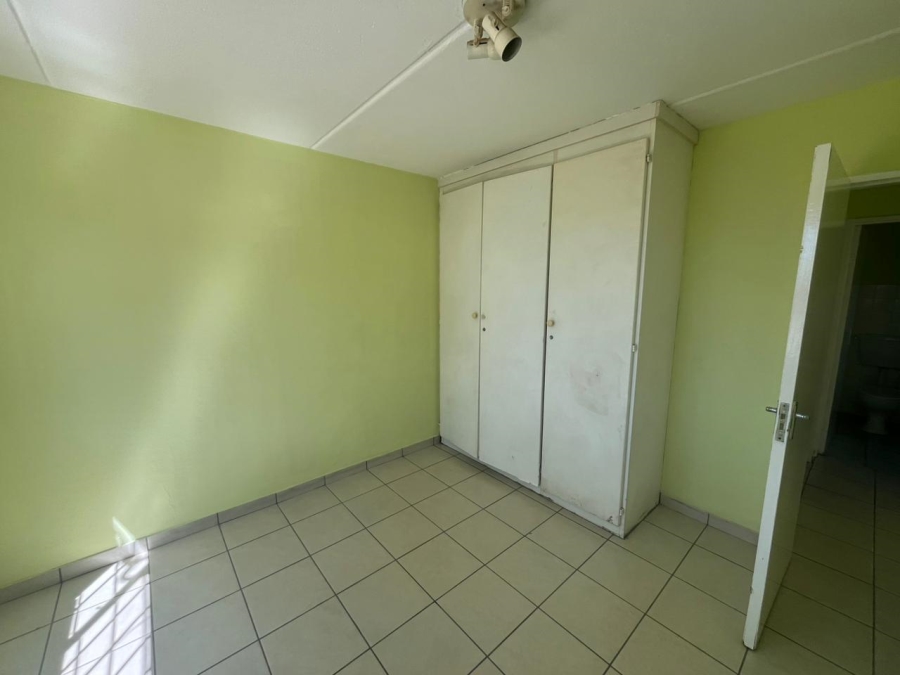 To Let 2 Bedroom Property for Rent in Alan Manor Gauteng