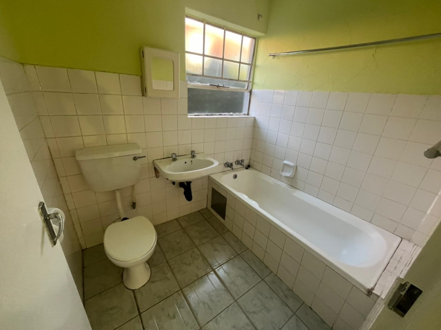 To Let 2 Bedroom Property for Rent in Alan Manor Gauteng