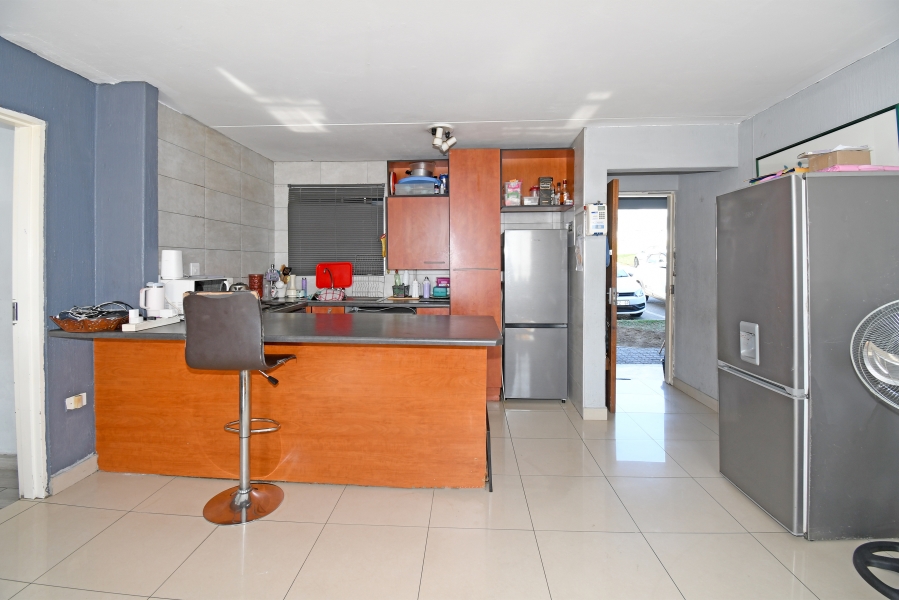 1 Bedroom Property for Sale in Bramley View Gauteng