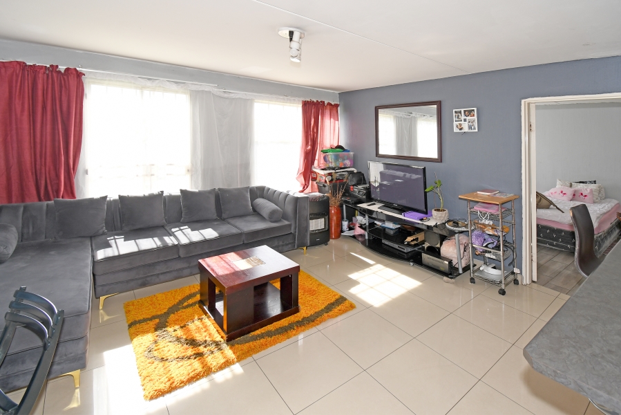 1 Bedroom Property for Sale in Bramley View Gauteng