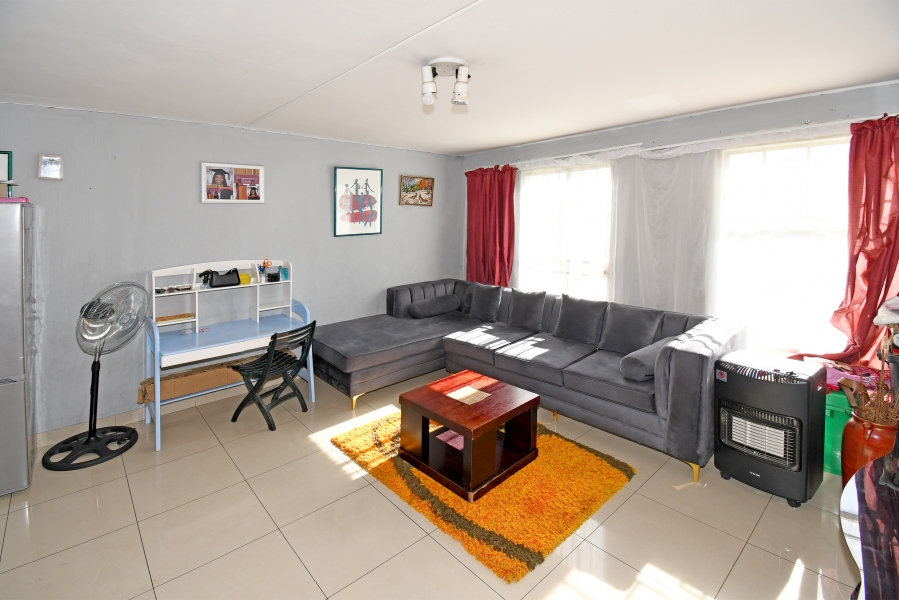1 Bedroom Property for Sale in Bramley View Gauteng