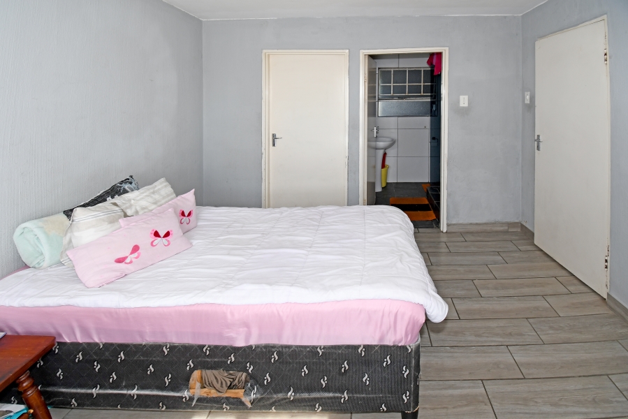 1 Bedroom Property for Sale in Bramley View Gauteng