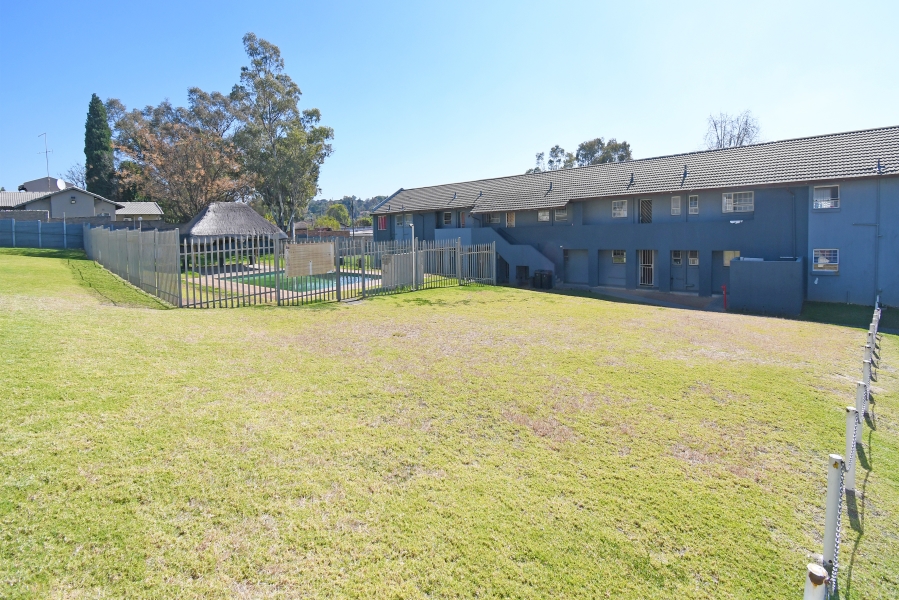 1 Bedroom Property for Sale in Bramley View Gauteng