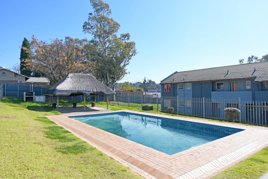 1 Bedroom Property for Sale in Bramley View Gauteng