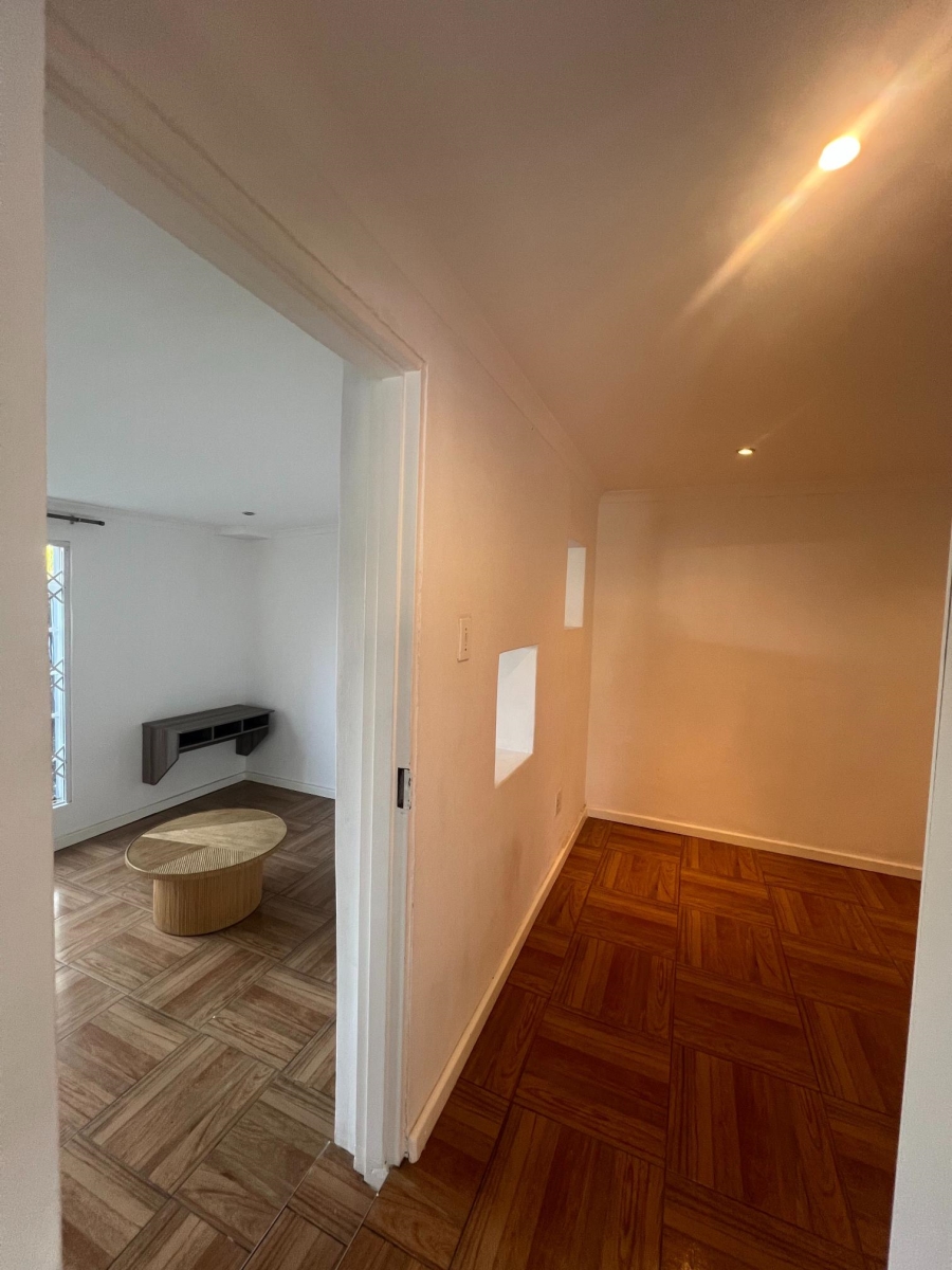To Let 1 Bedroom Property for Rent in Parkhurst Gauteng
