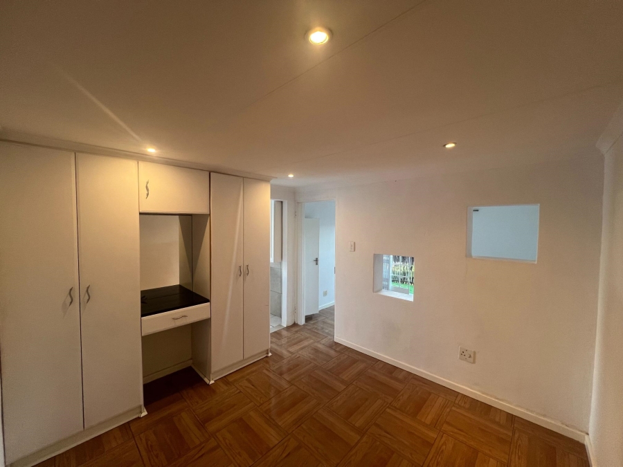To Let 1 Bedroom Property for Rent in Parkhurst Gauteng
