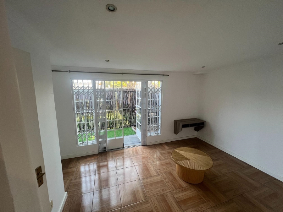 To Let 1 Bedroom Property for Rent in Parkhurst Gauteng
