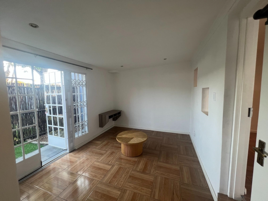 To Let 1 Bedroom Property for Rent in Parkhurst Gauteng