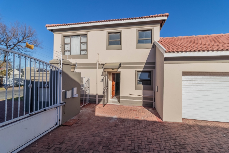 3 Bedroom Property for Sale in Edendale Gauteng