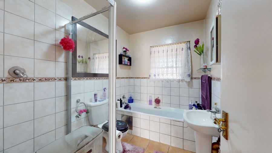 2 Bedroom Property for Sale in Van Dyk Park Gauteng