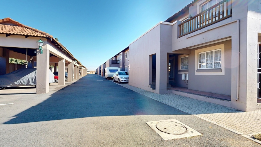 2 Bedroom Property for Sale in Van Dyk Park Gauteng